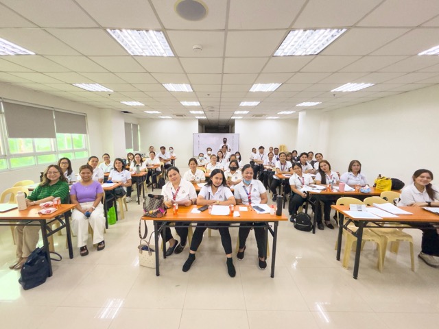 Quezon City health workers learn together about hepatitis care